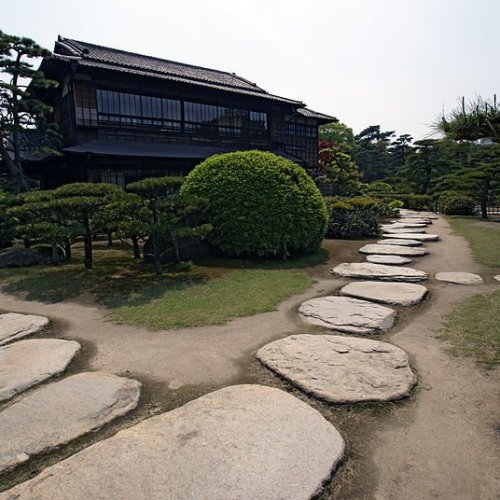 Yakuunkaku